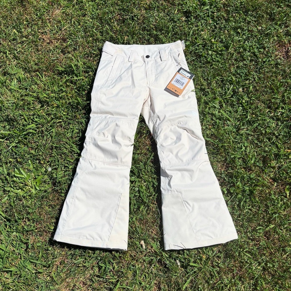NWT GIRLS’ The North Face Freedom Snow Pants